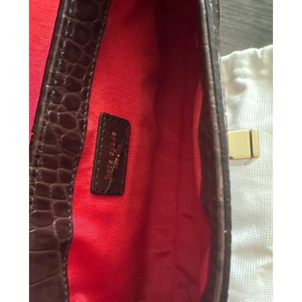 KATE‎ SPADE NY Croc Embossed Cyndy Brown leather turn lock wallet Wrist Clutch